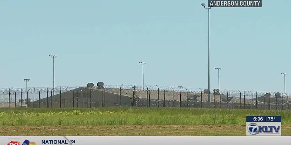 ‘At least I know he’s ok’: Prison officials say water pressure restored ...