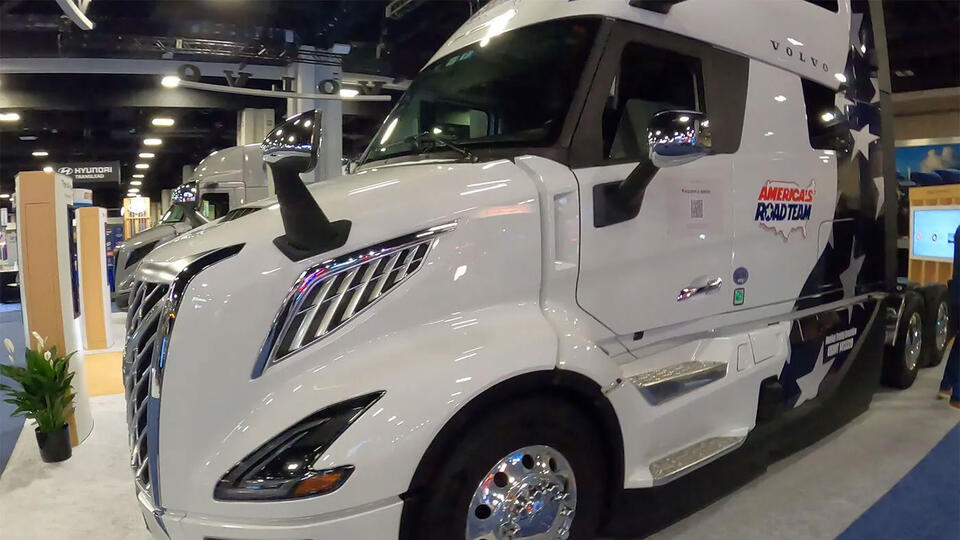 Volvo Trucks Sponsors ATA's America's Road Team in 2027