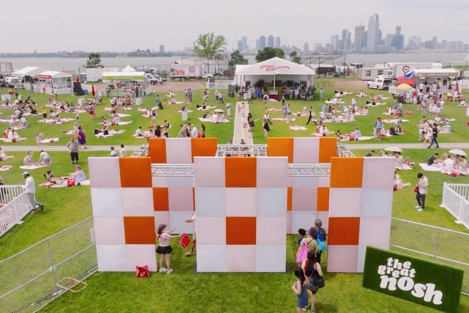 After a sold-out debut, this massive one-day Jewish food fest is returning to Governors Island—with pastrami tacos, challah Korean fried chicken sandwiches, & more
