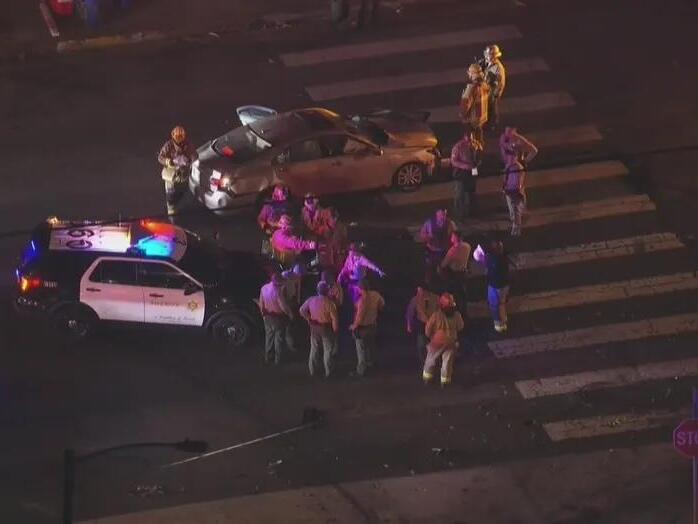 South LA crash sends 4, including 2 LASD deputies, to hospital