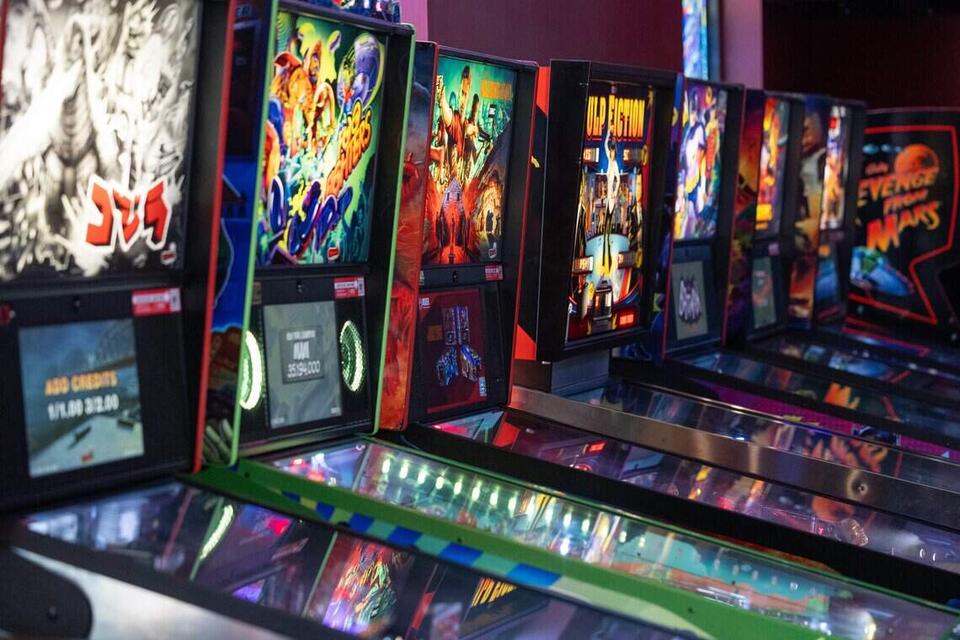 A big ‘Bang': Pinball-centric restaurant officially opens on Columbia's ...