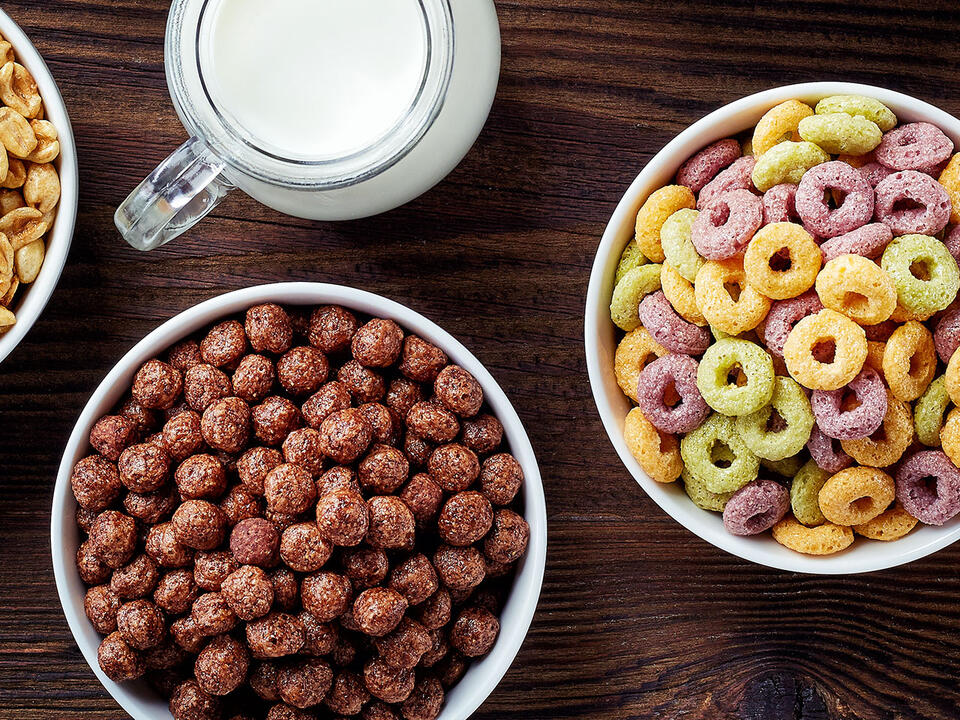 Experts Say You Should Never Eat These 2 Sugary Breakfast Foods If You