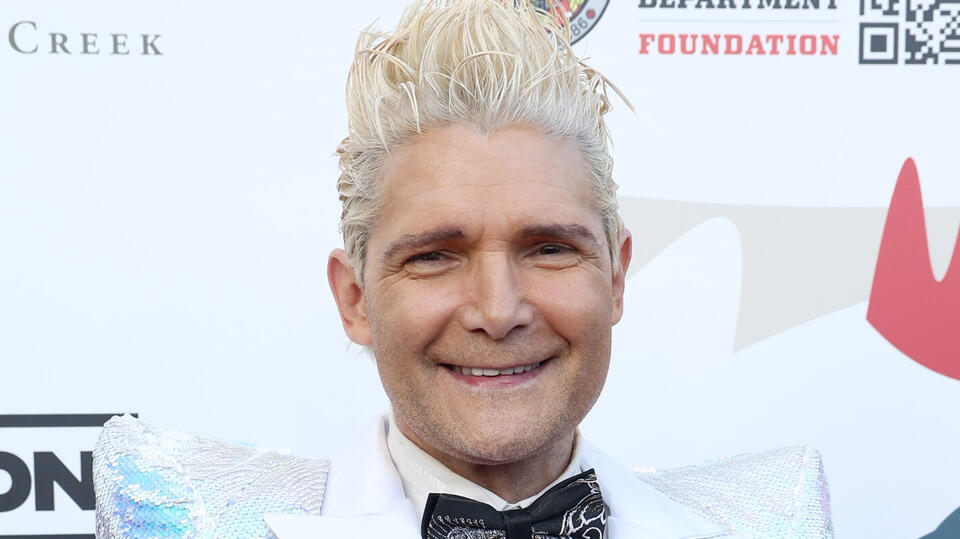 Corey Feldman Issues Direct Response to Timothy Busfield Arrest Warrant ...