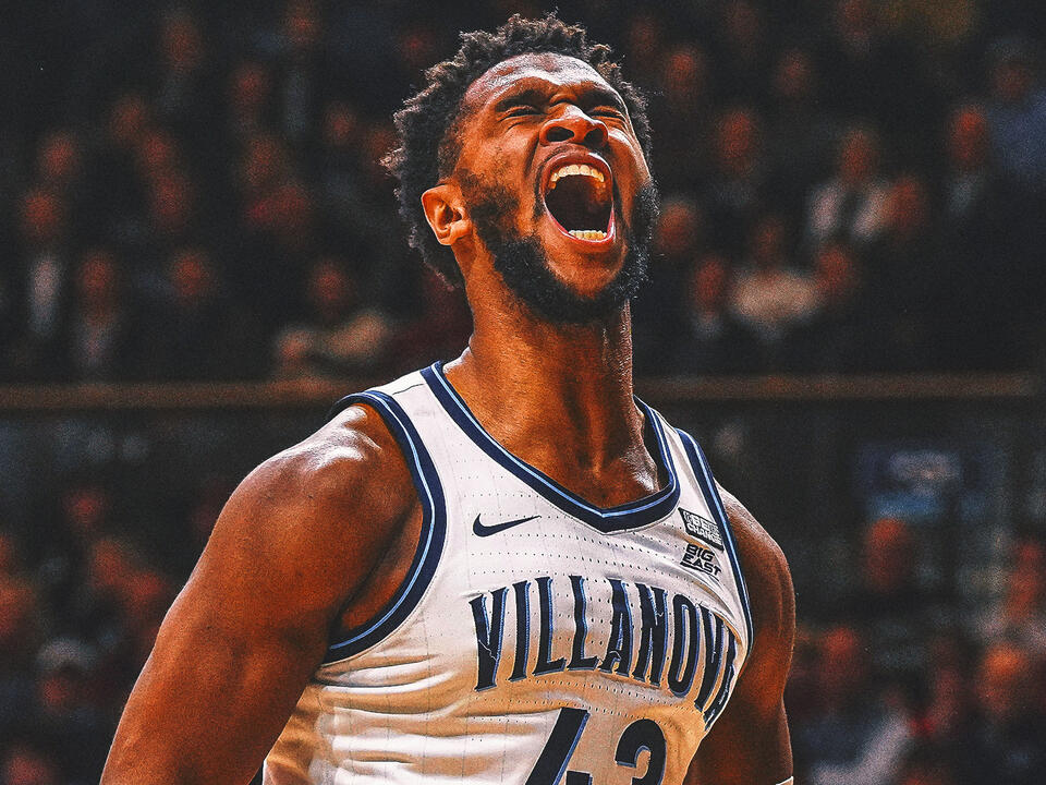 Eric Dixon hits goahead 3pointer, scores 32 points in Villanova's 68