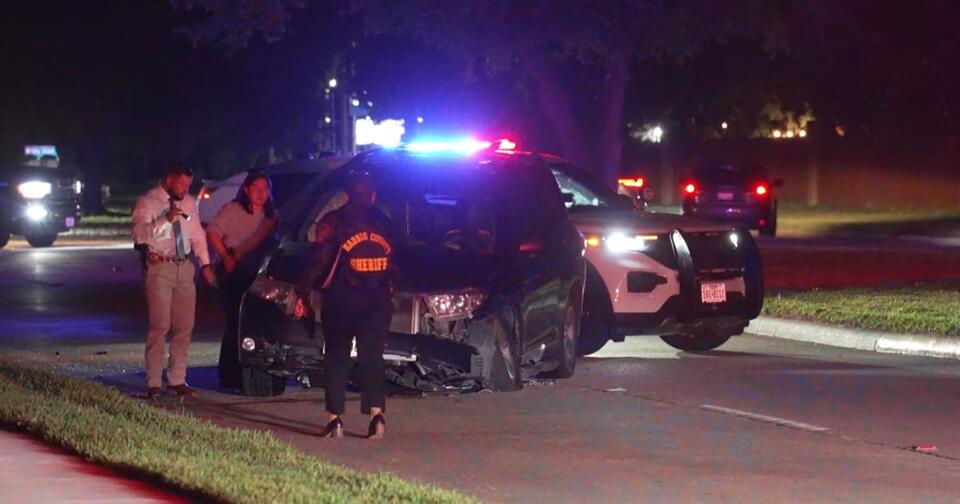 Greenhouse Road: 19-year-old, his parents arrested in road rage ...