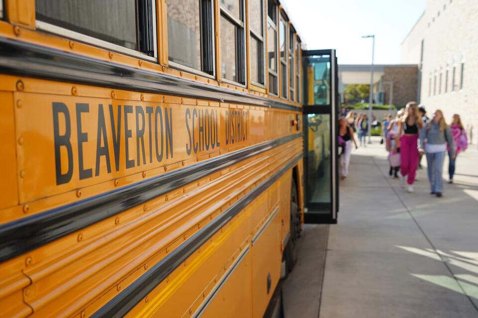 Oregon’s top high school slips in national rankings but stays in top 100