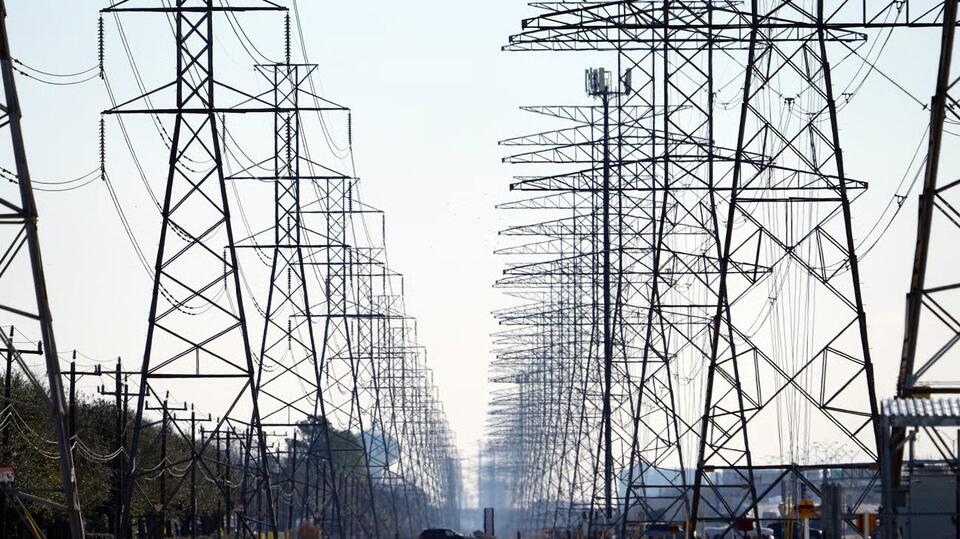 Environmentalists lose battle over massive power line on protected land ...