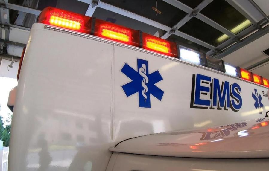 Four women injured in overnight crash on Kamehameha Highway near Hau ...