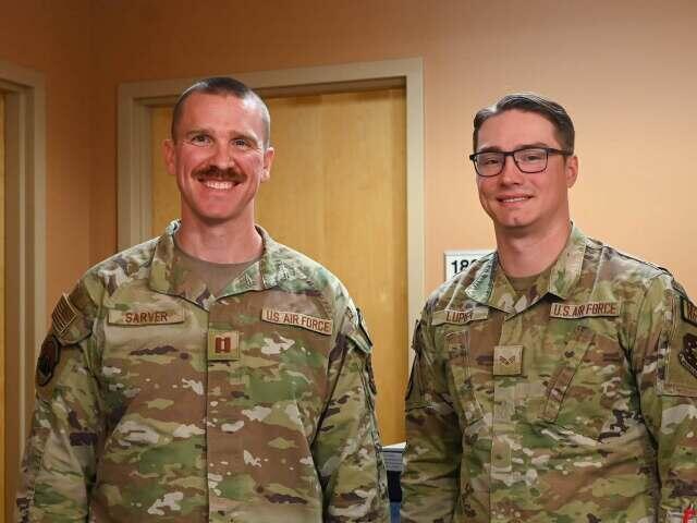 Luke AFB Airmen use military training to save veteran on golf course