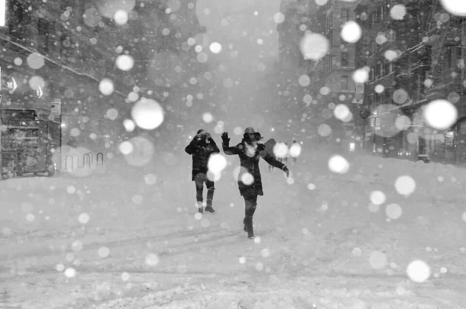 Thundersnow: The Rare Storm Where Lightning Strikes During a Blizzard ...