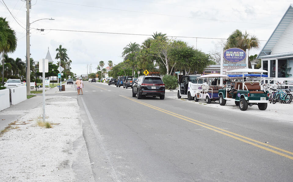 Anna Maria’s proposed paid parking raises many questions