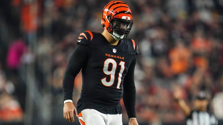 Trey Hendrickson contract details: Ravens pivot off failed Maxx Crosby ...