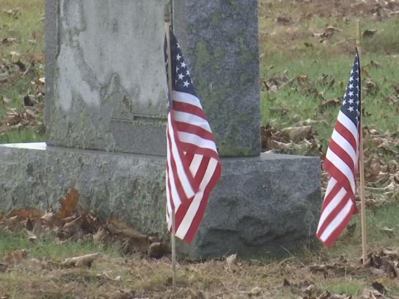 Flag placing on Veterans' graves ahead of Memorial Day at Springfield ...