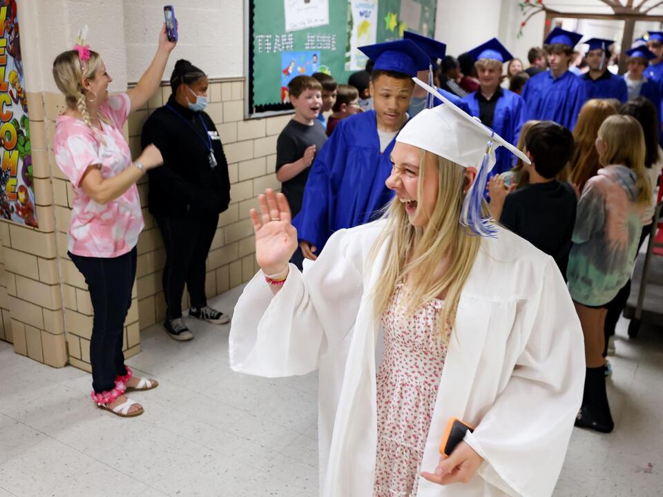 Photo Gallery: Springfield High School senior walk - NewsBreak