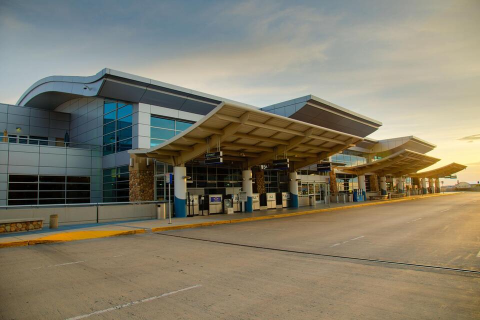 ⚠️ Boise Airport adds QR code and plate-scan parking by Nov. 15 - NewsBreak