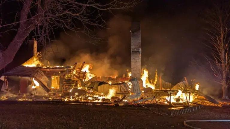 Man Killed In Herndon House Fire - NewsBreak