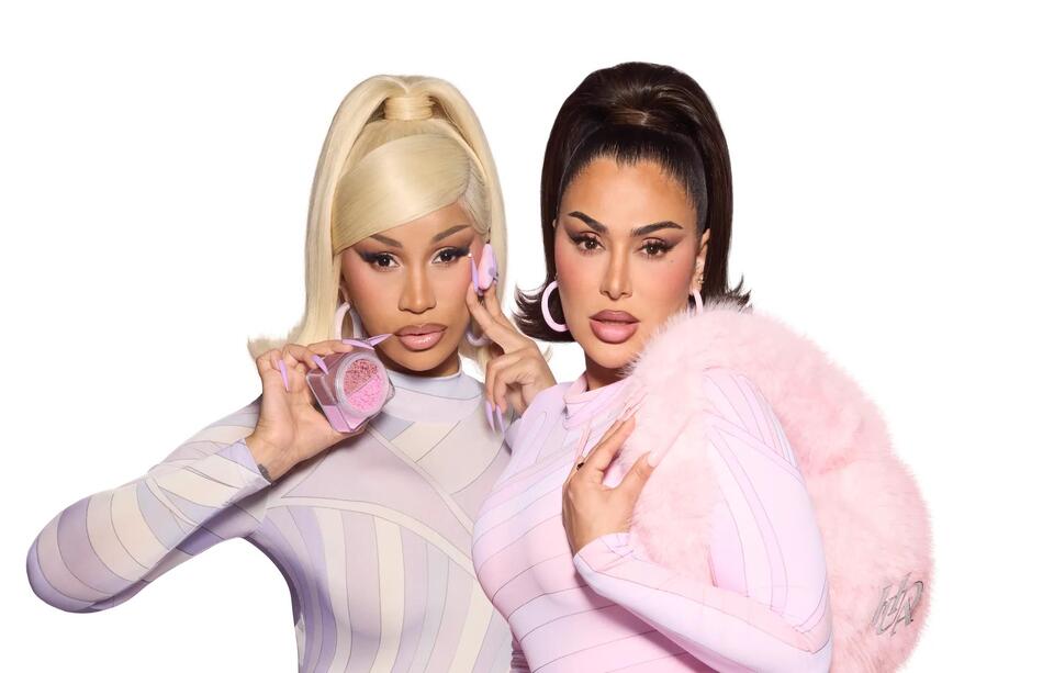 I tried Huda Beauty x Cardi B Easy Bake Ultra Snatched before anyone elseÂ  - here's what I thought
