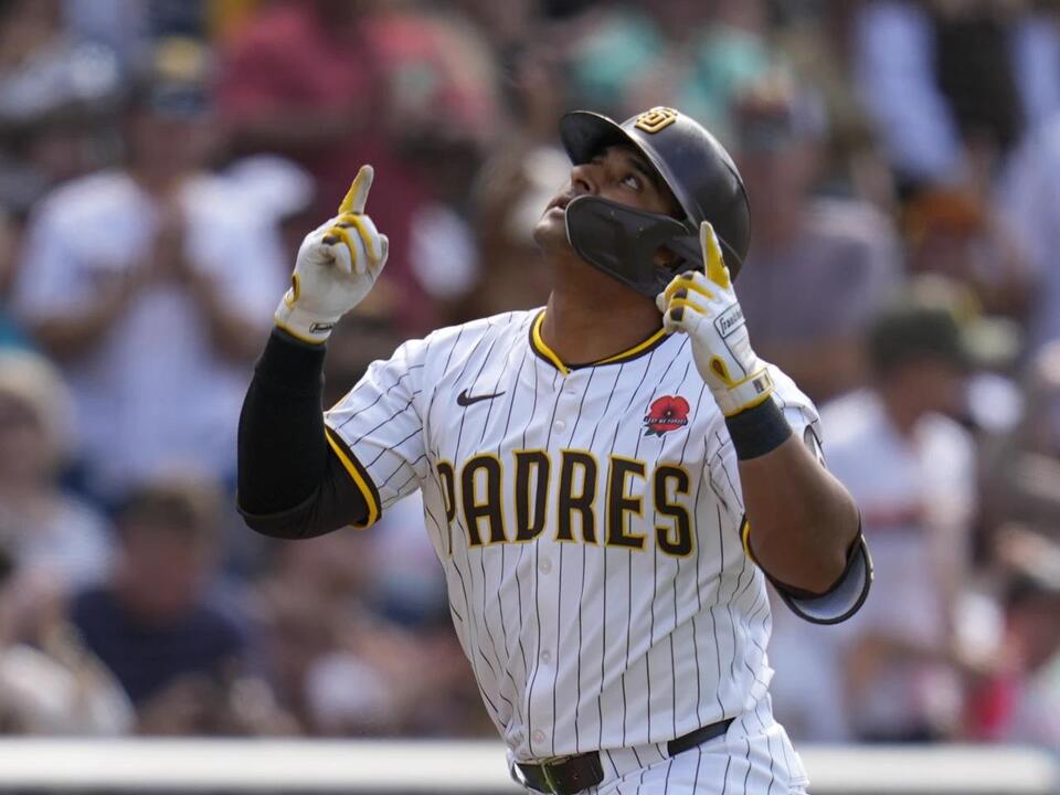 Cronenworth's basesloaded walk lifts the Padres to a 21 win over the Marlins