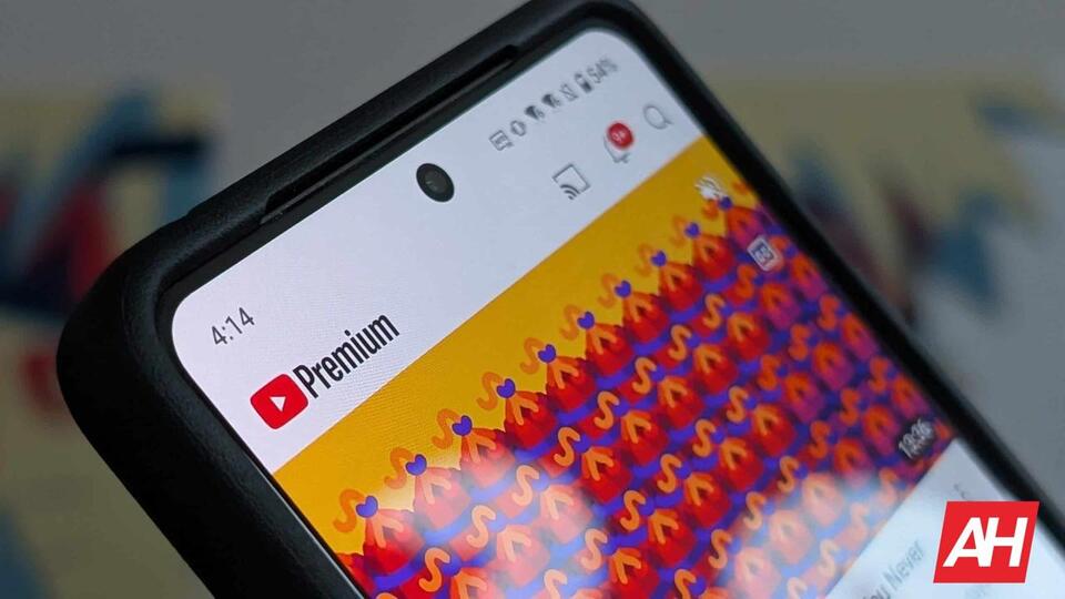 [UPDATE: Confirmed] YouTube Is Testing New Livestream Ads Format That ...