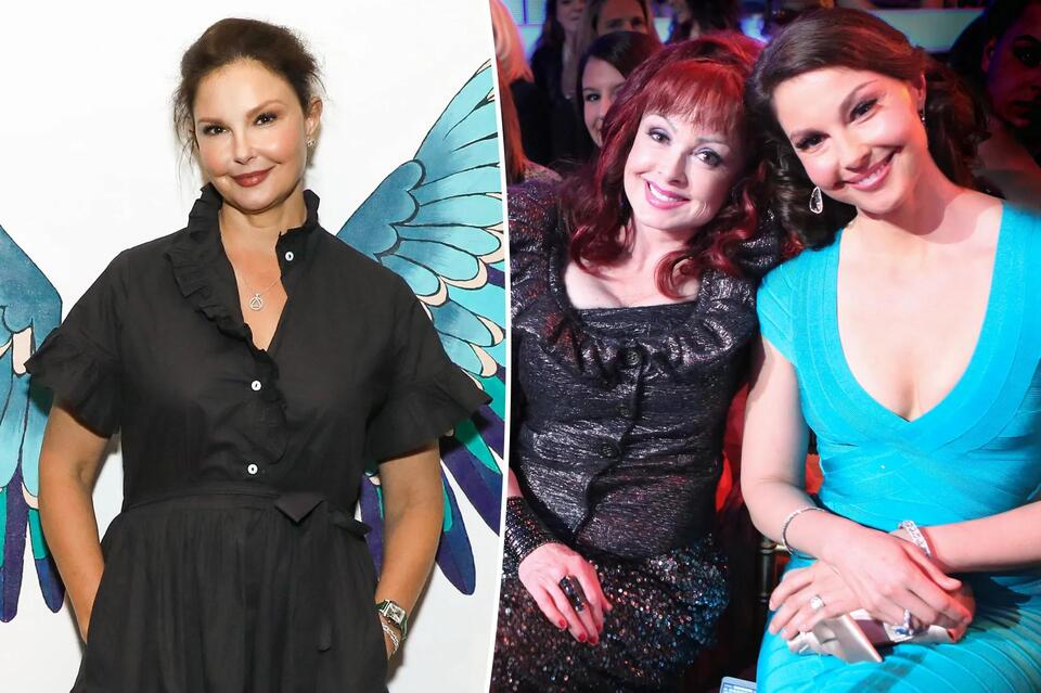 Ashley Judd reveals heartbreaking final conversation with mom Naomi as she  lay dying - NewsBreak