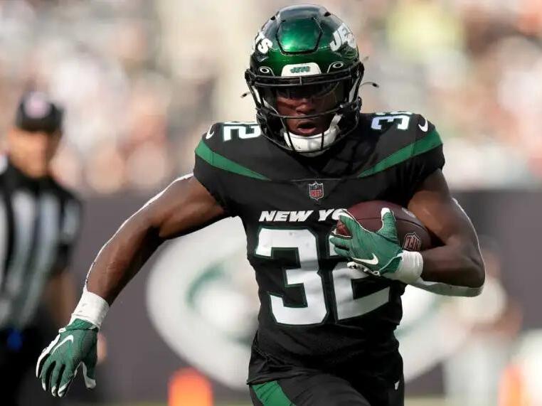 Jets shaking up backfield with release of RB Michael Carter