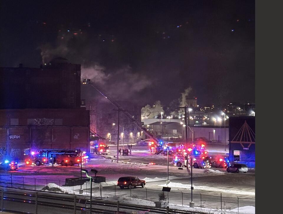 Crews fight fire in elevator shaft of 6-story building in Kansas City ...