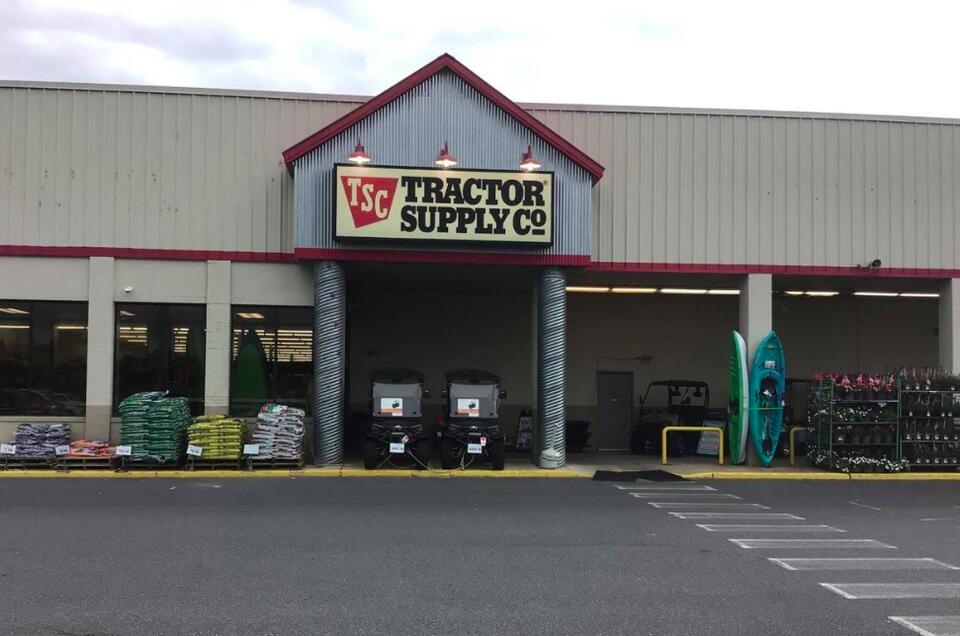 Tractor Supply Celebrates Local Makers and Farmers