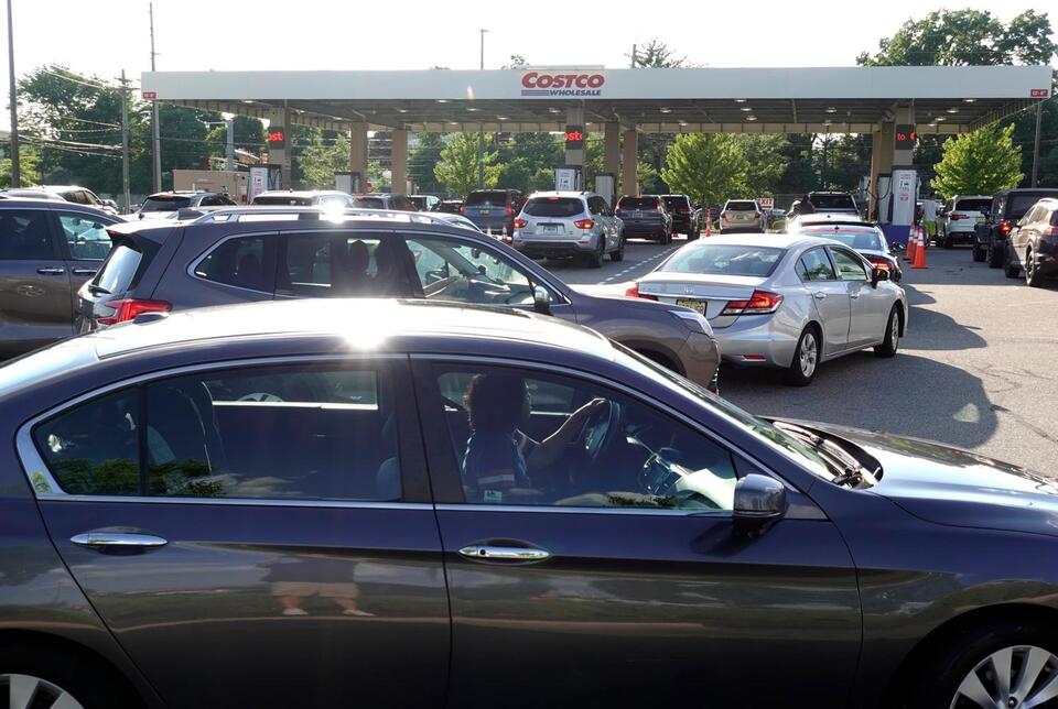 How far will gas prices fall? Experts explain