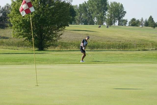 Results: How Brookings and Sioux Valley boys golf finished August