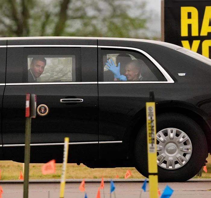 Fact Check: FAKE Image Shows Natalie Harp Wearing Surgical Gloves In ...