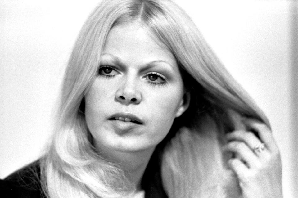 How Sally Struthers Became Archie Bunker’s Little Girl on ‘All in the ...