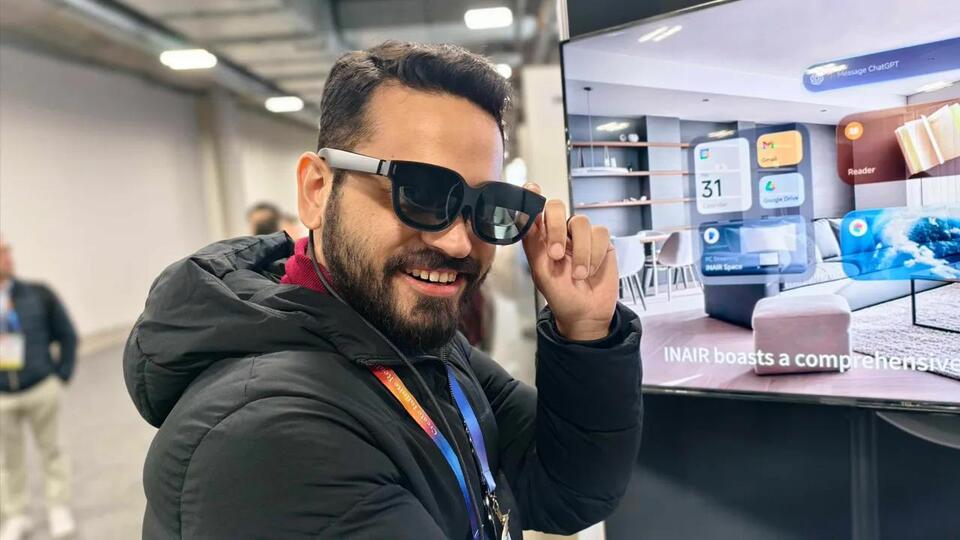 CES 2025 The 8 most advanced smart glasses we tried and were impressed by NewsBreak