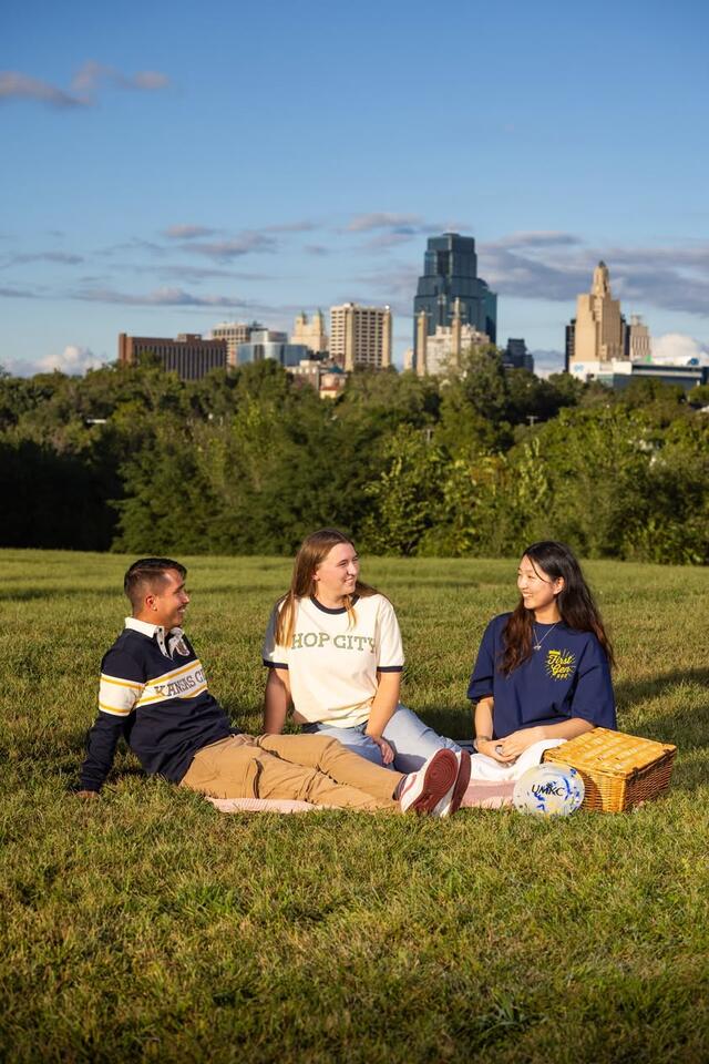UMKC hosts ROOS MOBB pop-up in Crossroads Oct. 9 - NewsBreak