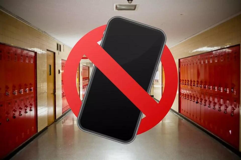 Hudson Valley Parents React to New Bell-to-Bell School Cell Phone Ban ...