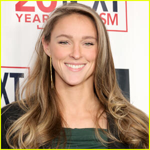 Why Kylie Kelce Won't Wear Chiefs Gear to Root for Travis Kelce in