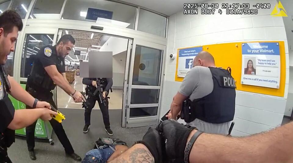 Watch: Florida man wielding machete in Walmart arrested by Fort Pierce ...