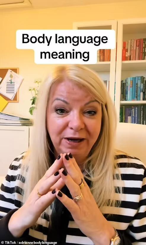 I'm a body language expert - this common hand gesture can make you come ...