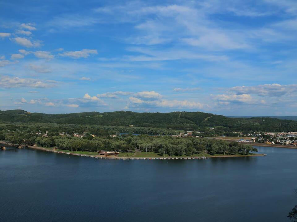 Pipe rupture caused nearly 1M gallons of raw sewage to be discharged