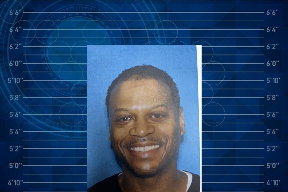 Suspect in Washington bank robbery still on the loose - NewsBreak