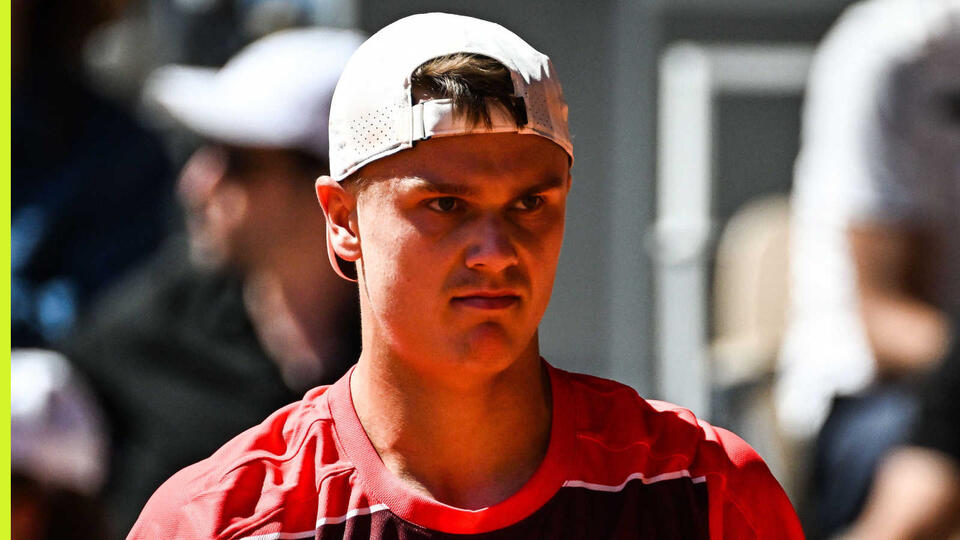 Holger Rune comeback fears grow as racket switch raises ‘dangerous game ...