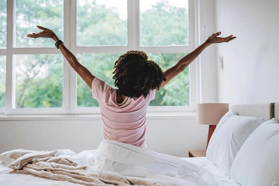 Want to feel more awake? Try these simple morning hacks