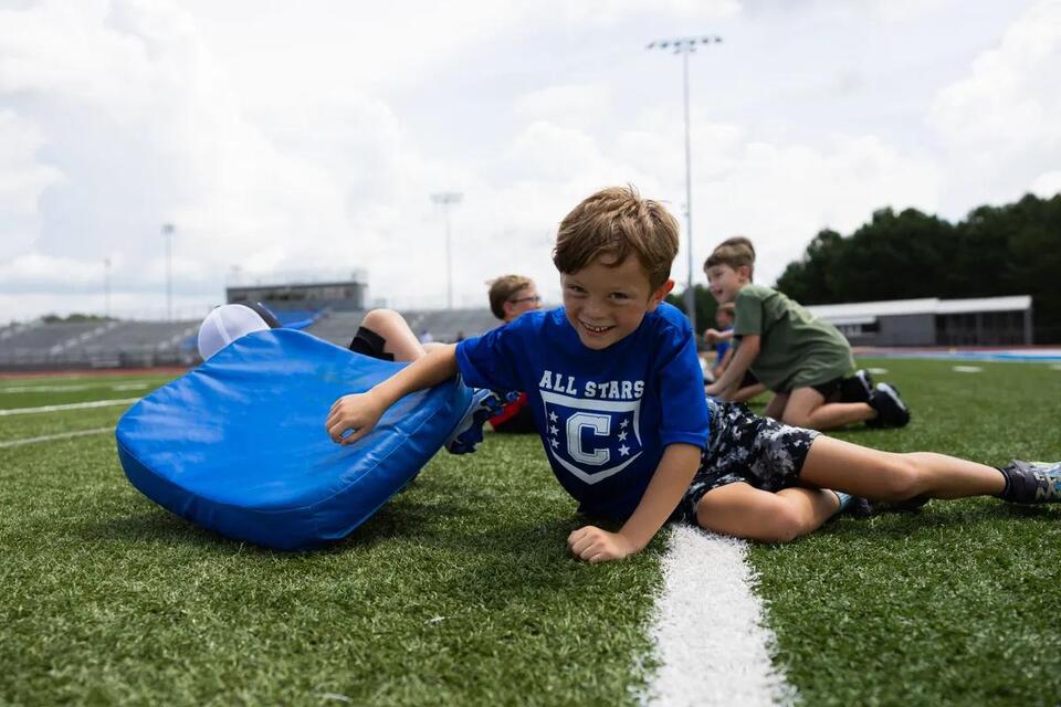 Chelsea hosts youth football camps under new head coach Tad Niblett