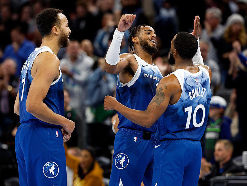 Minnesota Timberwolves Top Thunder Despite Edwards Injury