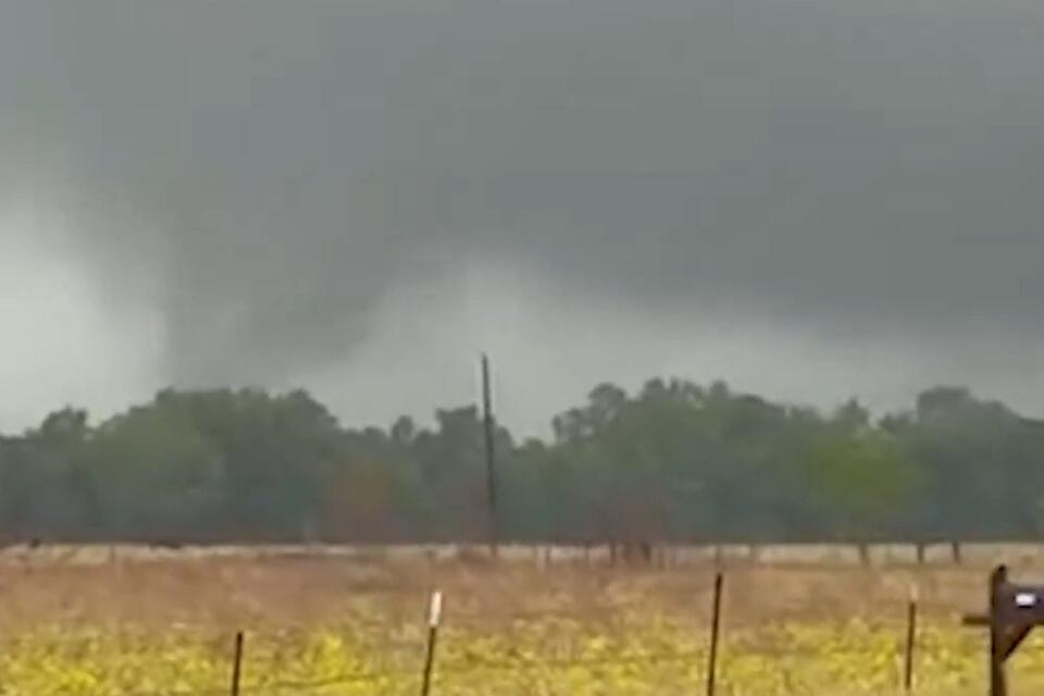 EF1 Tornado Hits Texas as Severe Weather Threat Builds - NewsBreak