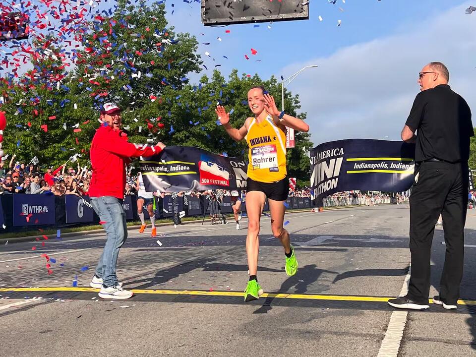 Mishawaka native anna rohrer at 23 weeks pregnant wins 2nd straight