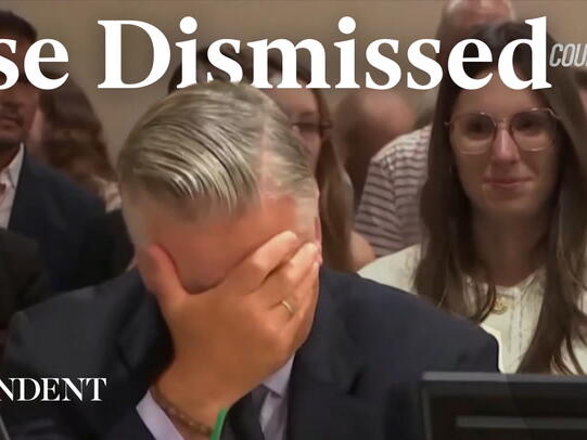 Alec Baldwin breaks down in tears as his ‘Rust’ shooting trial is ...