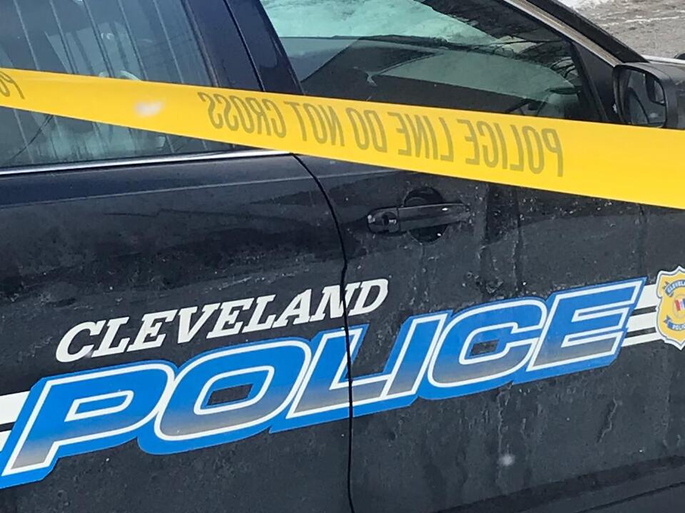 Cleveland police officer shoots youth suspect during probe of car break ...