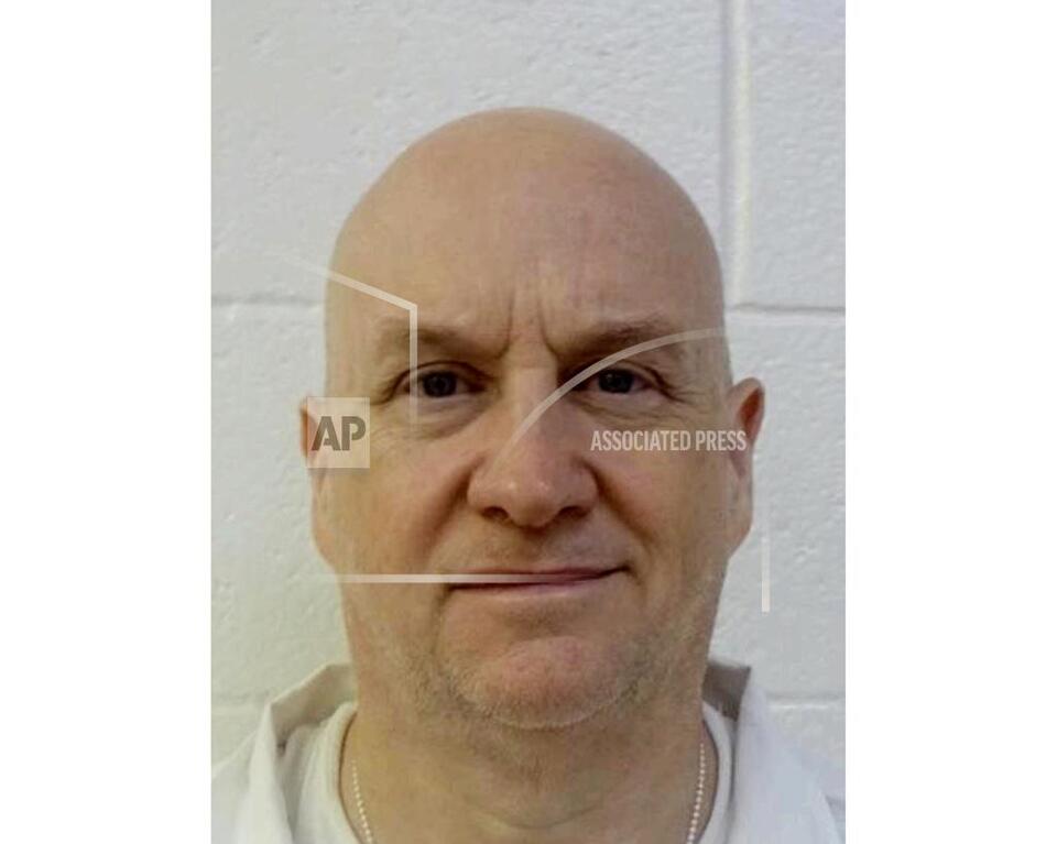 Ex-police chief and convicted killer who escaped from an Arkansas jail ...