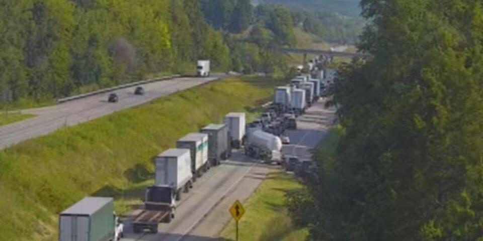 I-81 reopened after tractor trailer crash shuts down part of interstate ...