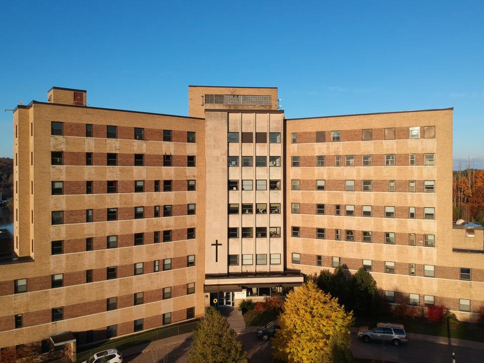 Moyle Real Estate Development acquires Jutila Center